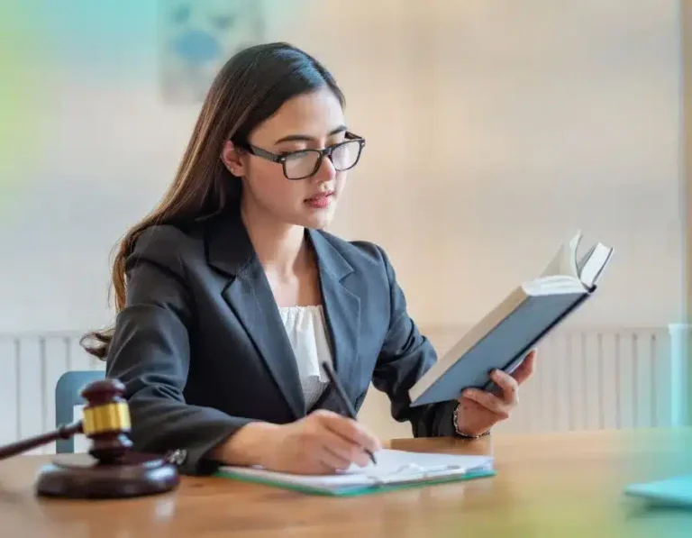 Comment Trouver un Stage Étudiant en Droit pour la 2ème Année