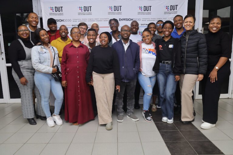 Comment Fonctionne Le Programme Études-Travail Pour Étudiants Étrangers